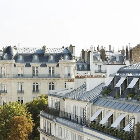 Bourgogne & Montana Hotel