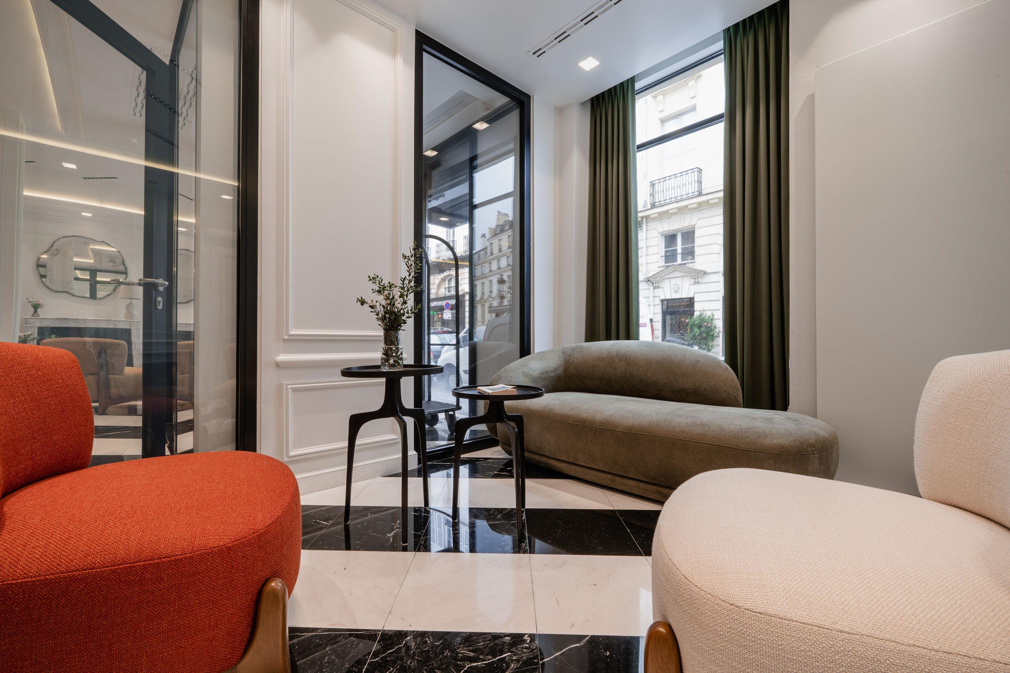 Bourgogne & Montana Hotel 4*